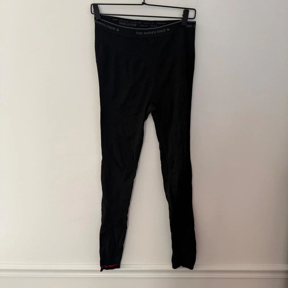 The North Face Mens Base Layer Leggings Black Seamless Thermal Tights L/XL Italy